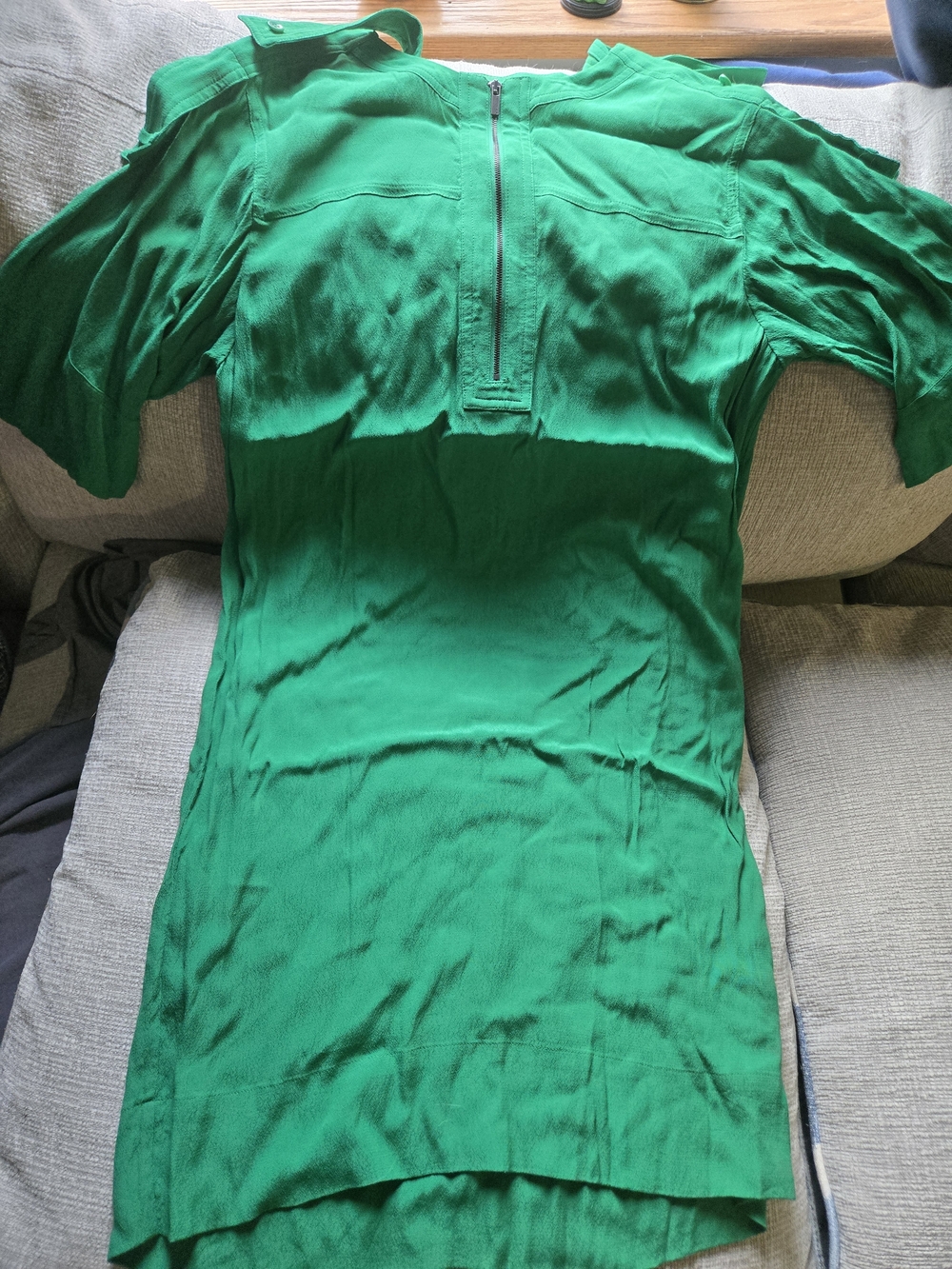BCBGMaxAzria Emerald Green Midi Dress with Front Zip